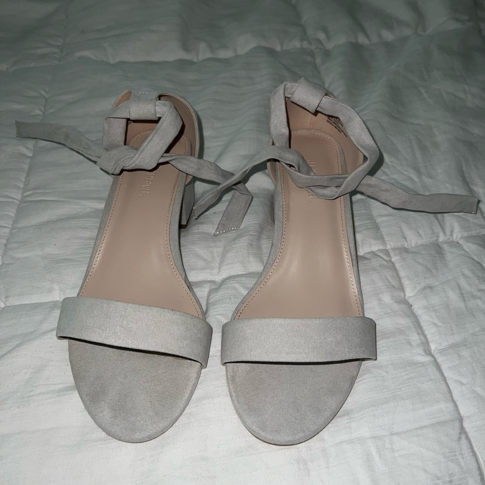 Wide width grey heels that tie around ankle